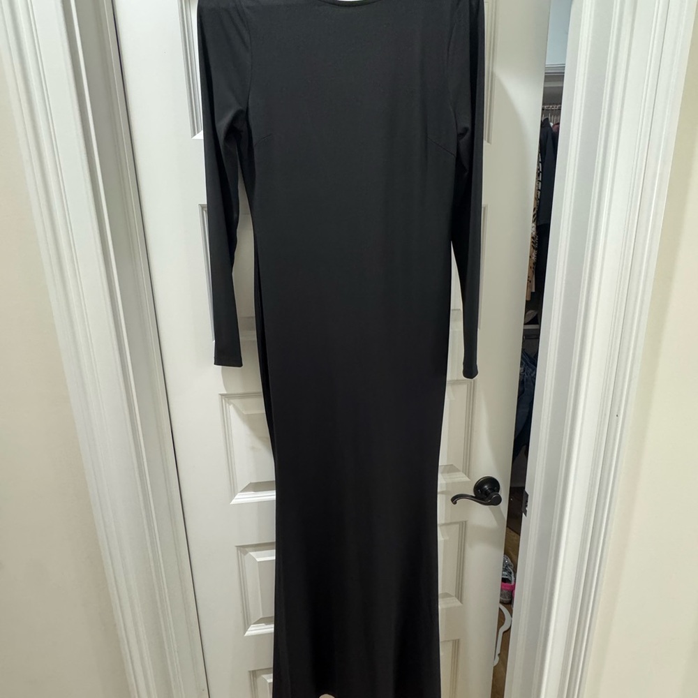 Forever 21 Black Long Sleeve Formal Maxi Dress